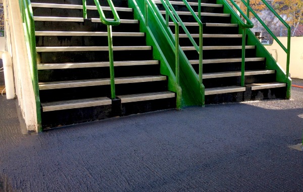 New skid-proof decking has been installed on Maid of the Mist Vi and Maid of the Mist VII.